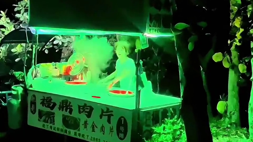 为什么有人会在荒郊野岭摆地摊…#摆地摊