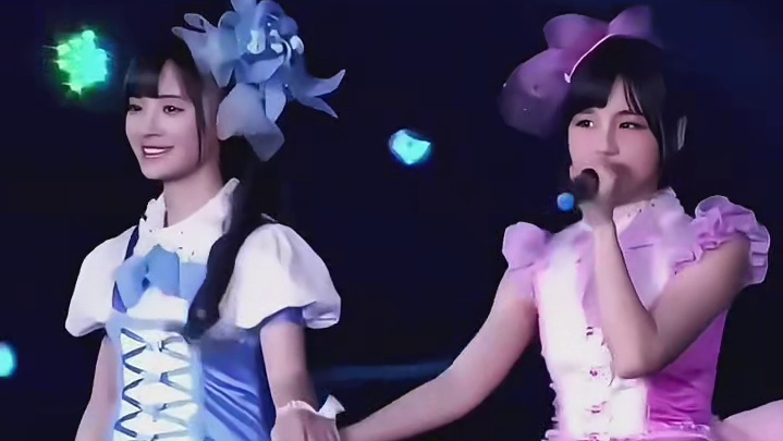 曾艳芳退团时把团掀了个底朝天，却唯独说：别牵扯到鞠婧祎！