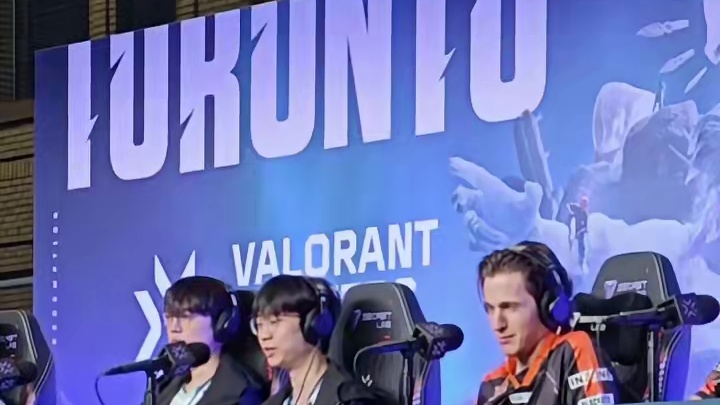 #无畏契约多伦多大师赛 赛前群访
XLG coconut谈来到加拿大的感受：无法形容，这次很期待
#