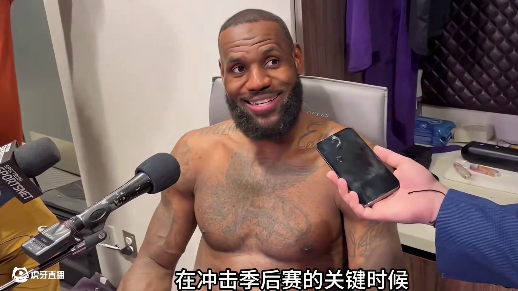 詹姆斯浓眉合砍73分