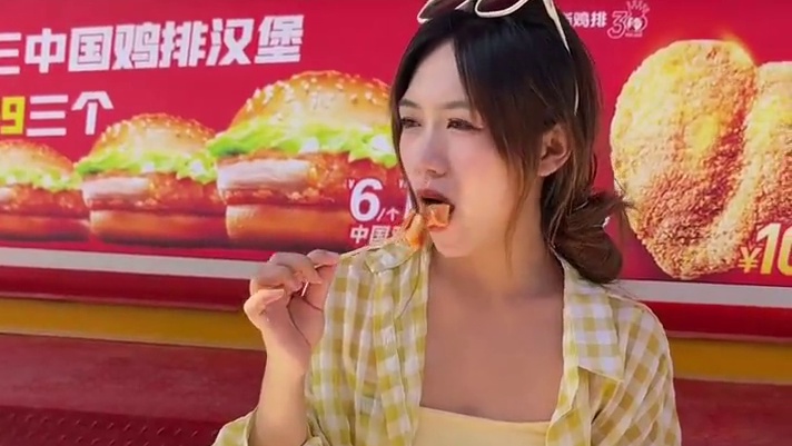 太爱炸货美食啦！快冲理工东门的正新鸡排！