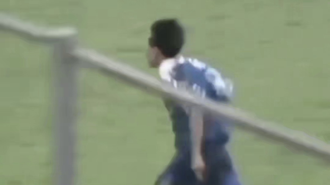 为什么现在很多人吐槽范志毅？那是因为他们没见过范大将军踢球！