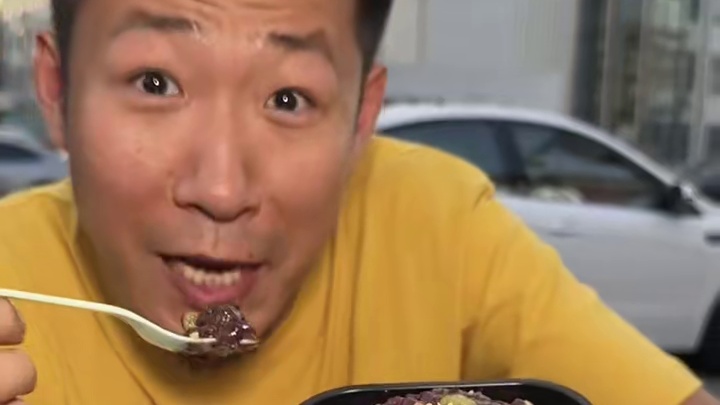 又到了天津人吃刨冰的季节了 #岳记刨冰 #刨冰 #天津刨冰 #天津刨冰文化