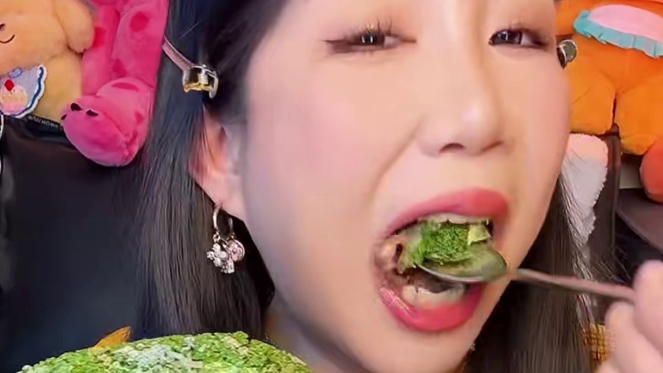 千层来咯 #吃甜品会让人心情变好 #小半有礼法式千层 #一口一口