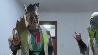 确实猪脑过载了 #低成本cos #女铲 #金铲铲之战赛博城市