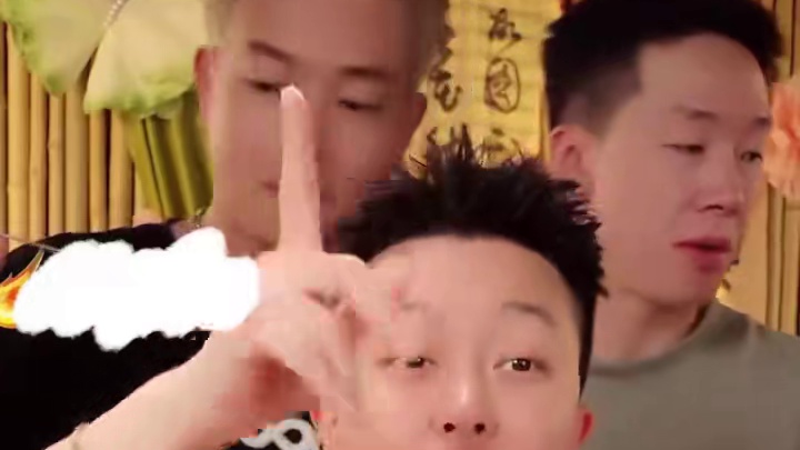 我们夏天也要吃火锅，火锅香啊#重庆火锅 #香的很