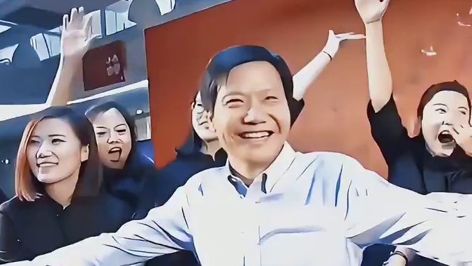 网友：虽然我没钱买，但是很认真的在选颜色