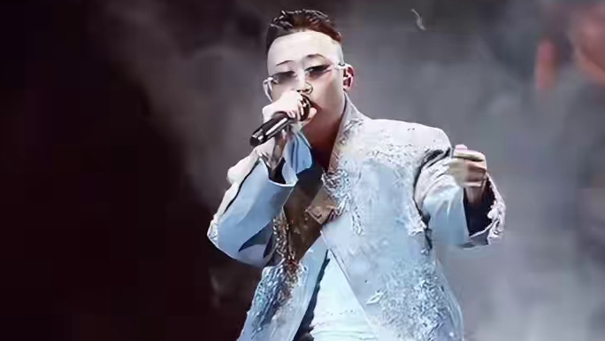 “Gai一开口就把我带入进去了 果然最怕rapper唱情歌” #GAi#GAi周延#小宇#现场版#G