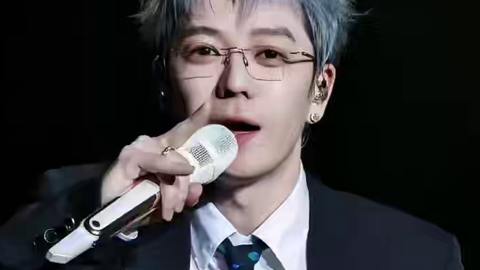 “人不能同时拥有青春和对青春的感受” #王栎鑫#最好的我们#现场版live#王栎鑫x巡回演唱会