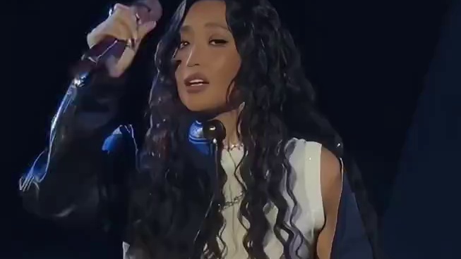 谁的青春DNA动了？李荣浩的才华、黄丽玲的天籁、陈嘉桦的活力、张远的深情，一场演唱会，把青春的回忆全