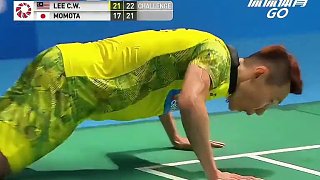 一毫米的出界也難逃法眼，李宗偉的眼睛就是尺子。