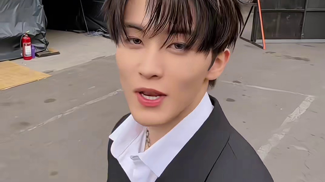 要不说你俩是队友呢