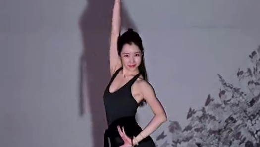 你踩到我的影子了 #傣族舞 #向全世界展示中国舞 #傣族 #南京舞蹈 #卡点傣族舞挑战