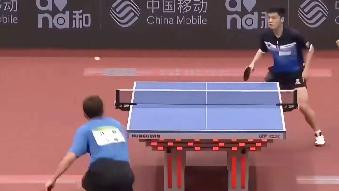 马龙许昕不愧是国乒第一男双，一个手感无敌一个正手进攻犀利，配合那是相当默契。#国乒 #许昕 #马龙 