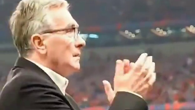 年轻人挑大梁！18岁王钰栋点射破门