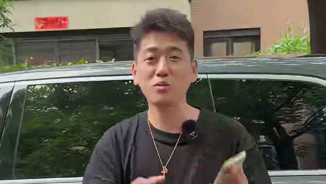 老金，这不是选择题好吗？ #上海 #二奢回收 #上海奢侈品回收 #附近奢侈品回收 #二奢老金