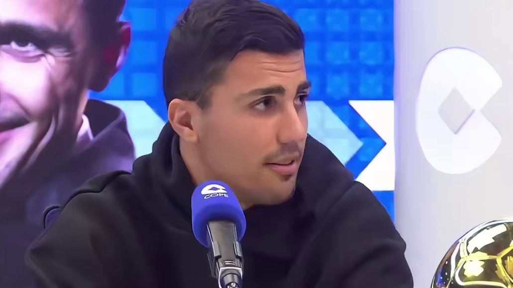 我评金球：卡瓦哈尔居次，维尼修斯列三