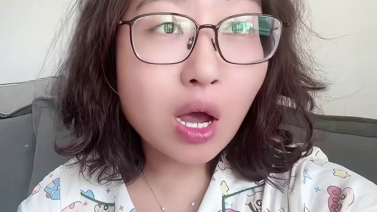 #编剧于雷痛批杨坤篡改革命歌曲 #杨坤 #万万没想到