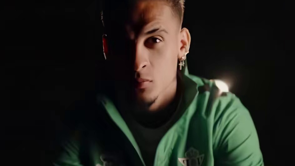 安东尼即将加盟马竞！贝蒂斯哭晕在厕所