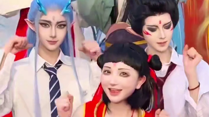 南头的宝子们看过来！ 快拉上搭子，和哪吒一起沉浸式打卡，开启大唐奇妙夜～#梦回大唐 #哪吒打卡