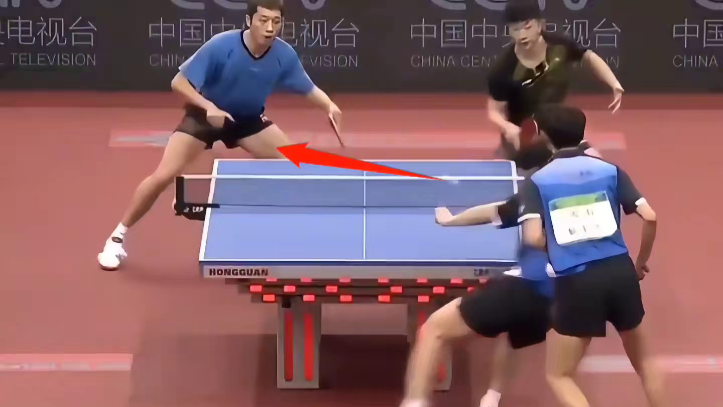 国乒男双内战有多精彩，真的可以用人仰马翻来形容。#国乒 #乒乓球 #马龙 #许昕 #樊振东