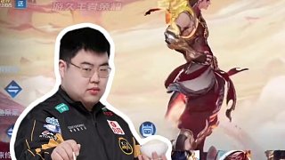 原來小胖早已發(fā)現(xiàn)道崽擺爛，可惜了...#重慶狼隊小胖 #重慶狼隊道崽 #2025KPL夏季賽