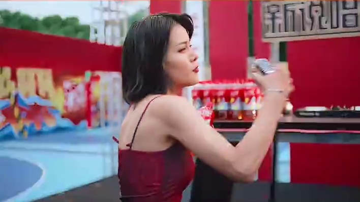 太酷了！制作人Capper夏日畅爽大片来袭
#青春homie统一冰红茶 #新说唱2025 #青春无极