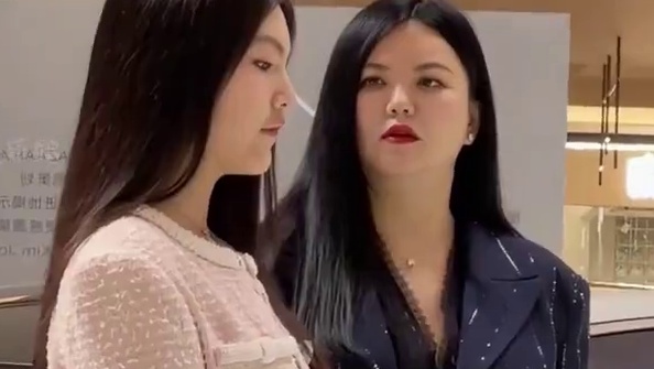 看到朱丹和李湘的育儿观，王诗龄生来就是享福的，这句话的含金量还在上升#朱丹 
#李湘 #王诗龄 #娱