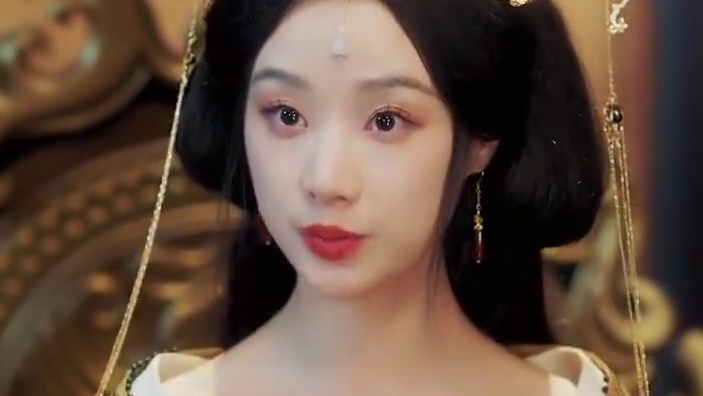 公主绝色，影卫日日以下犯上短剧精彩后续待更新
公主绝色，影卫日日以下犯上
公主绝色，影卫日日以下犯上