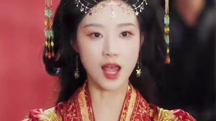 公主绝色，影卫日日以下犯上短剧精彩后续待更新
公主绝色，影卫日日以下犯上
公主绝色，影卫日日以下犯上