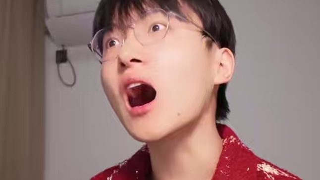 不同射击游戏玩家转瓦#无畏契约手游  #无畏契约手游正式开测