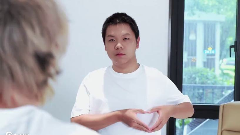 AG超玩會丶一諾的直播