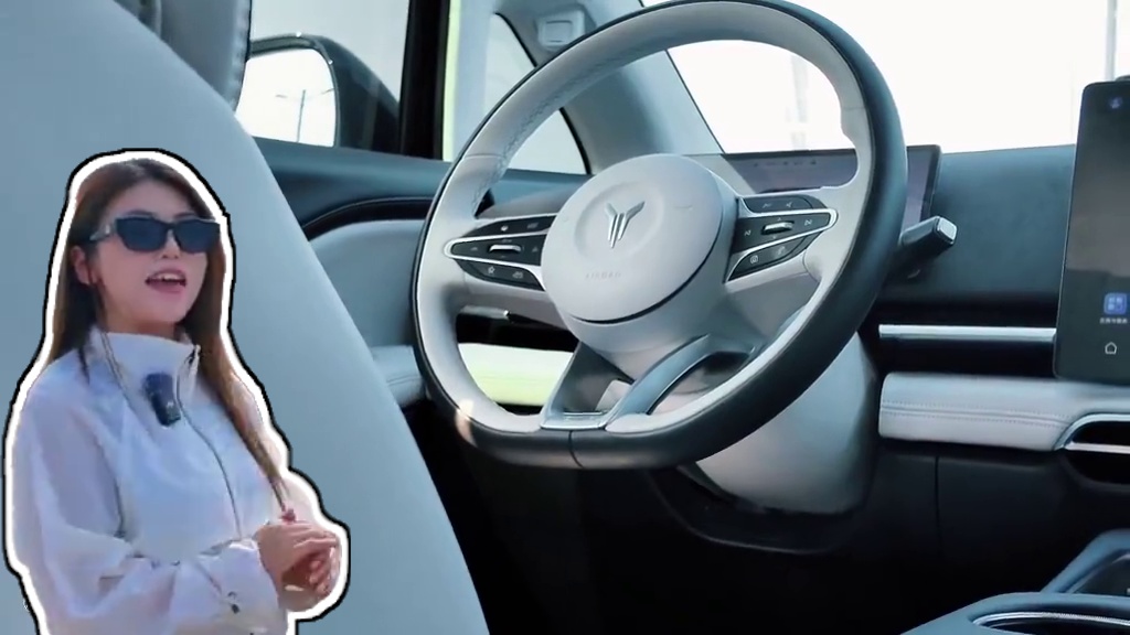 行走的百万级优雅公式 岚图梦想家，MPV妙变都市丽人的移动高定！#全新岚图梦想家