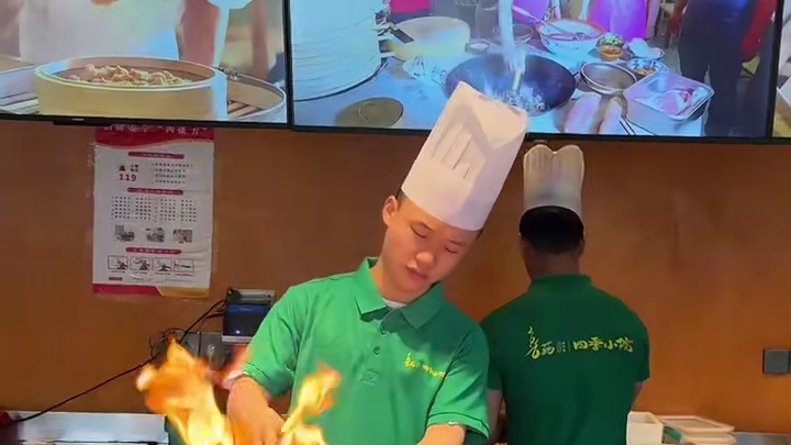 新鲜食材味道真的好！开福捞刀河居然藏了一家环境超好的喜苑四季小院！关键刚上的波龙套餐也非常划算！太适