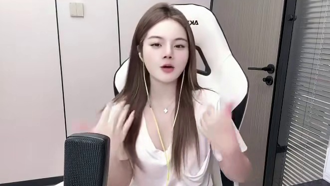 女陪玩也可以给你满满的安全感呀 #绝地求生 #吃鸡 #pubg