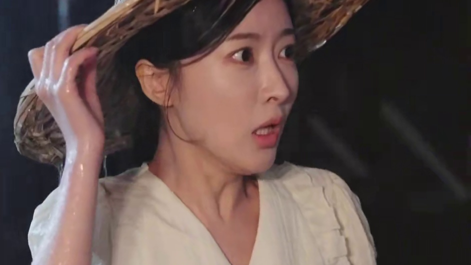 #守寡三年他为我披上婚纱