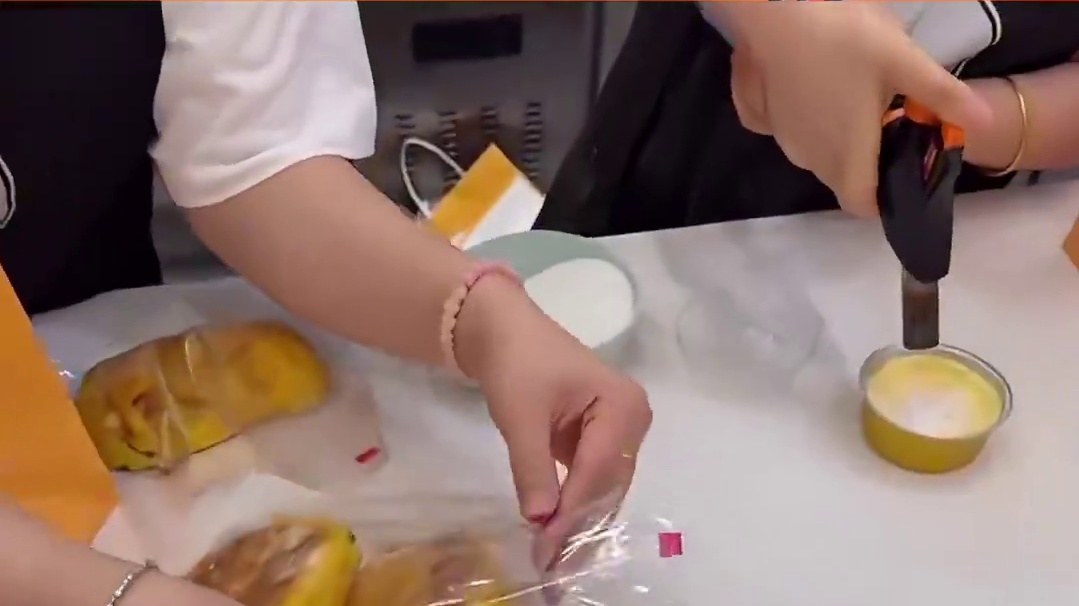 还好我又懒又穷还生性多疑，才躲过不少互联网诈骗#面包店 #感动 #逆天 #反转