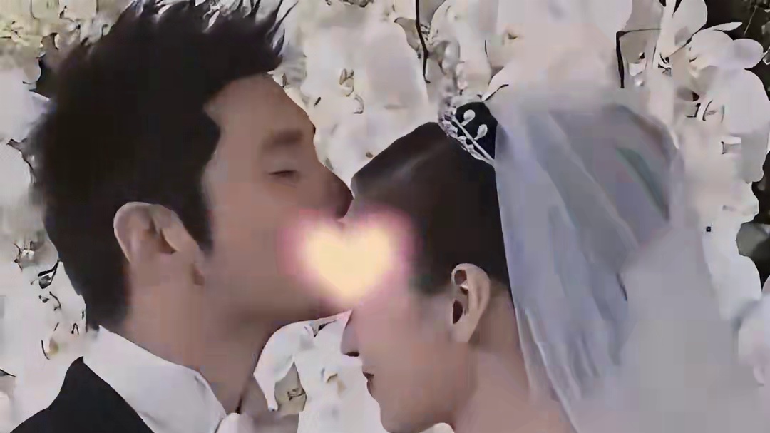 离婚三年后再看黄晓明和杨颖如今现状，一个深耕演技学业，一个跨界转型闯出新天地#杨颖 #黄晓明 #娱乐