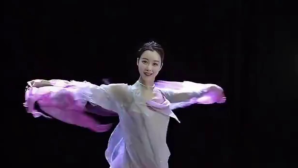 穿越千年 梦回大唐 #双面燕洵舞蹈 #双面燕洵 #古典舞 #向全世界展示中国舞 #翻跳