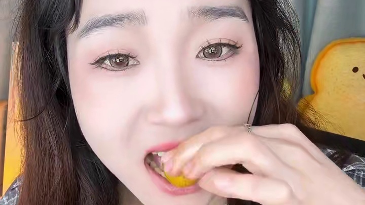 颗颗爆汁的小番茄！皮脆！酸酸甜甜的可好吃了！！#小番茄  #这也太好吃了 #新鲜应季水果 #优质农产