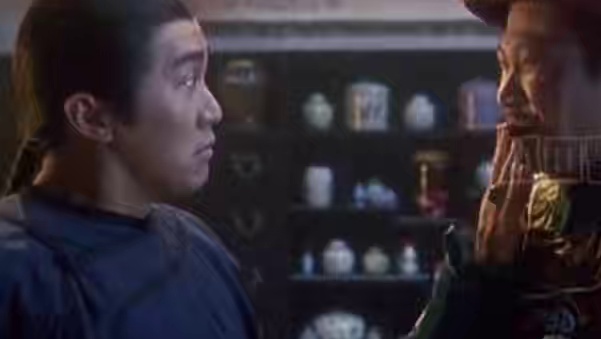 果然无论在哪，最后一排都不养闲人 #翻车 #打击乐 #演出现场 #万万没想到 #搞笑