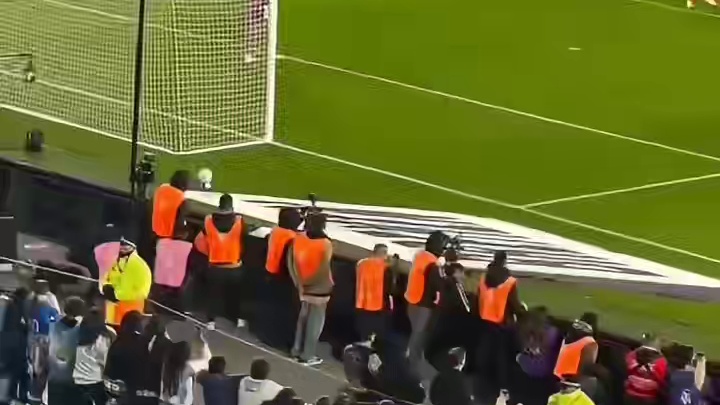 太强了！哥伦比亚断球反击，迪亚斯一条龙突袭破门