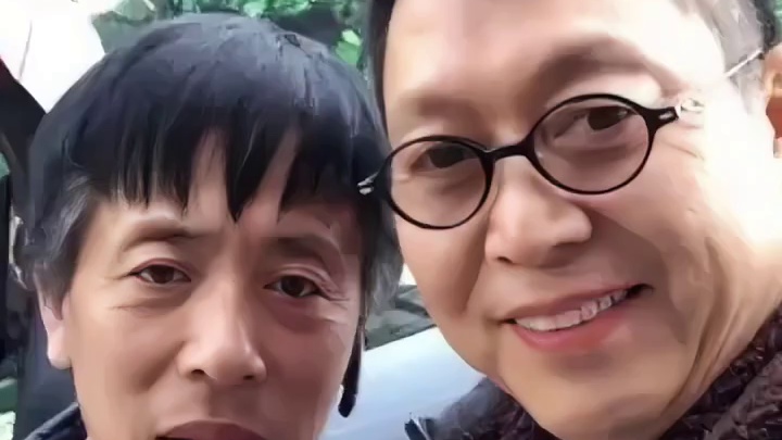 明星背后的故事~