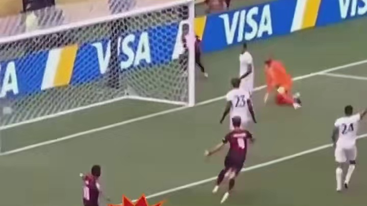 把蓝军禁区当篮球场弗拉门戈3分钟两球反超比分