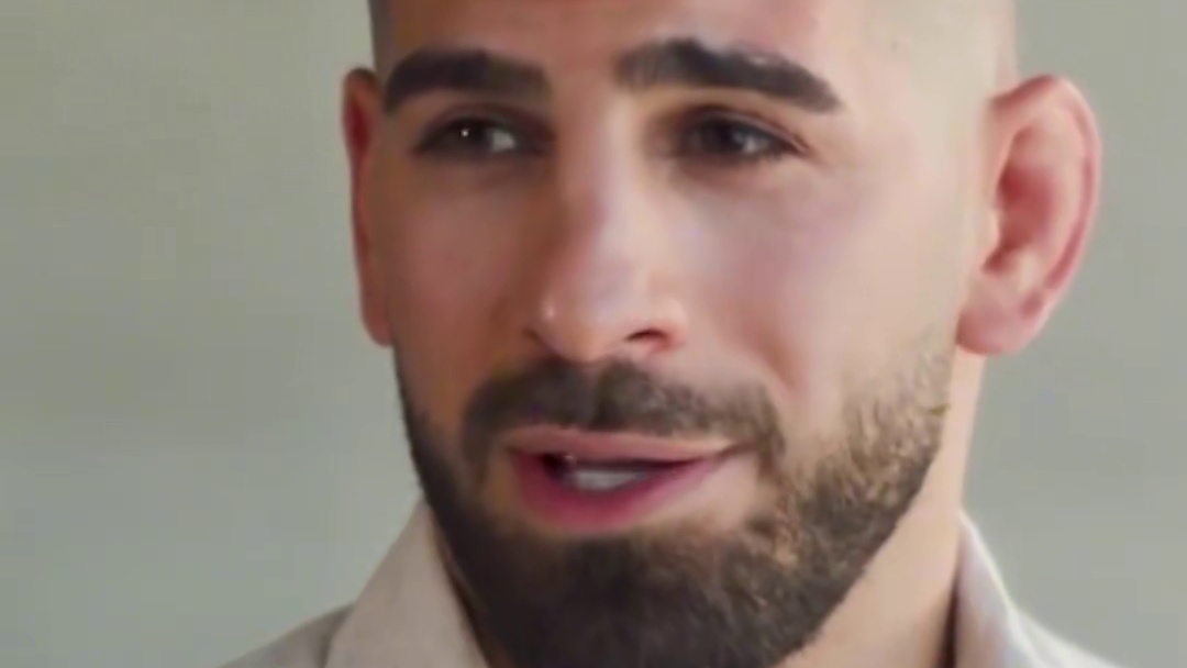 绝对的自信来自于绝对的实力！托普里亚要在一回合内KO奥利维拉！#UFC317 #托普里亚VS奥利维拉