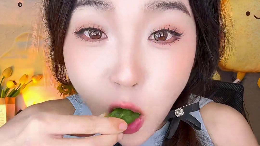 夏天就是和大冷面很搭哇！酸酸甜甜可清爽了！#灵魂宵夜 #东北冷面 #延吉冷面 #这也太好吃了