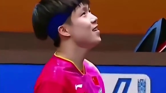 王楚钦把安宰贤发型都打乱了