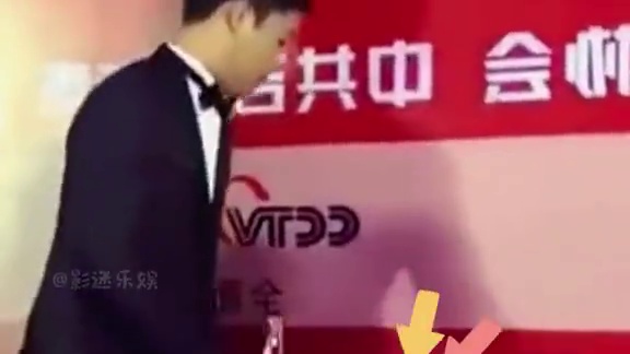 11年过去了，再看为植物人初恋坚守十年的张译，如今天堂的白月光一定很骄傲吧#张译 #娱乐八卦 #明星