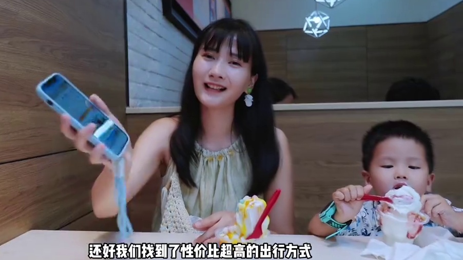 “房车生活家”，助力你轻松玩转大西北，以细致入微的标准化流程，悄然卸下你对未知的顾虑，只留下驾驭方向