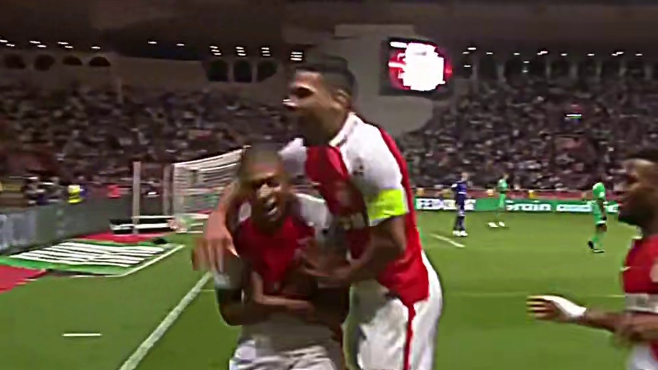 评论区留下你最喜欢的庆祝动作吧